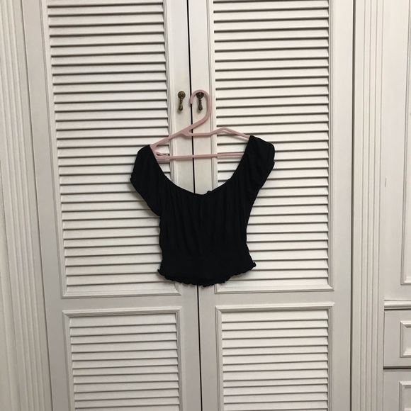 Forever21 cute off the shoulder insta baddie top - Picture 6 of 8